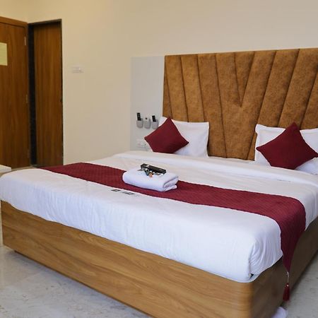 Hotel The Prime Land Hoshangabad ภายนอก รูปภาพ